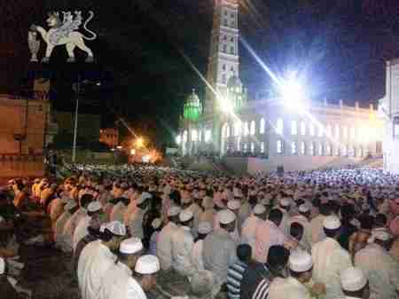 عاصمة الثقافة الإسلامية الغناء تريم ... ختم رمضان وروحانية المكان ... وصفاء الزمان