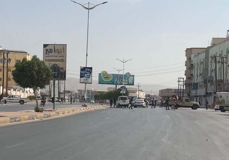 ارتباك في المكلا.. حين تحاول السلطة فرض “مجلس حضرموت” بالقوة